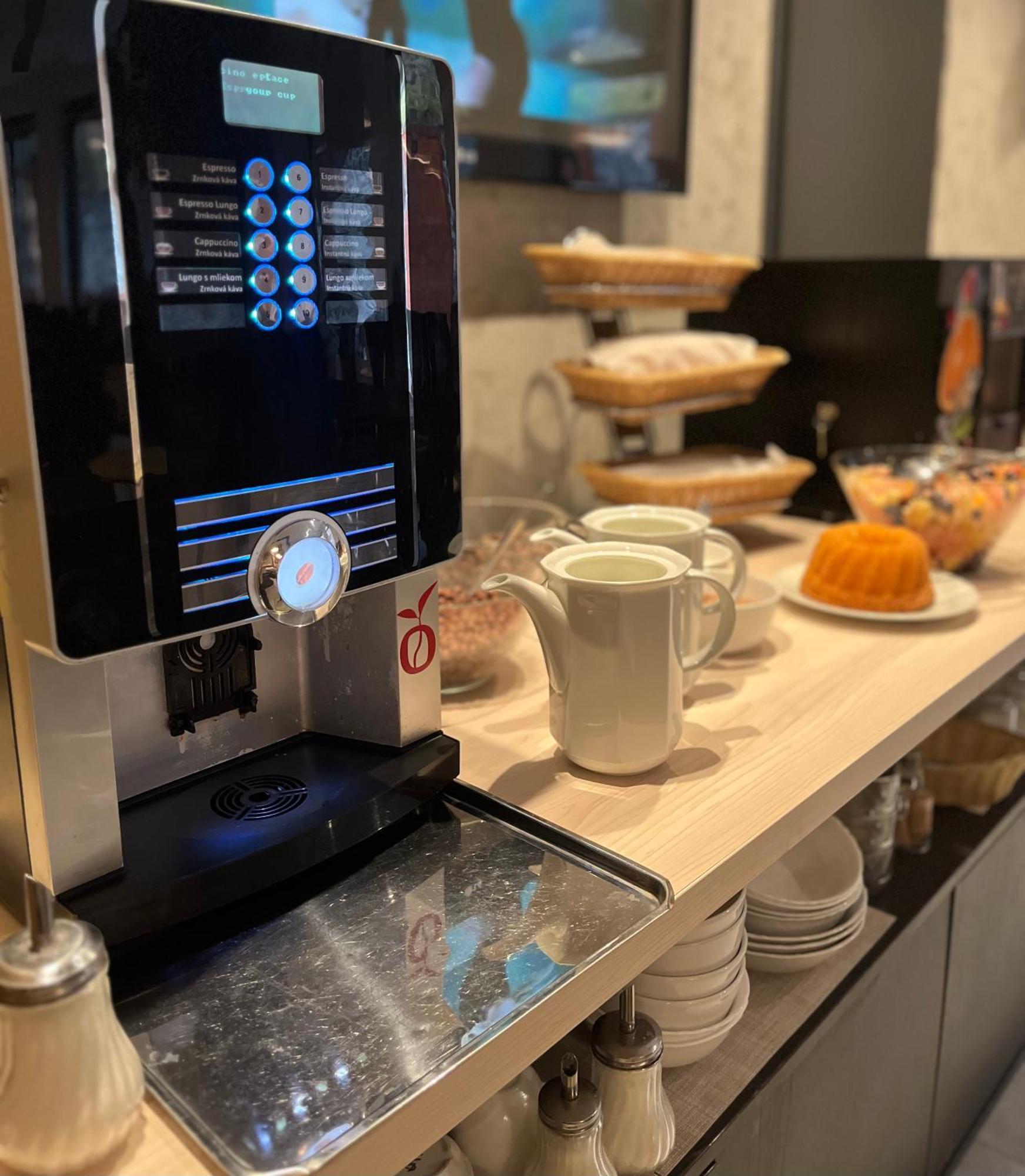 Apartmanovy Dom Fatrapark 1 S Wellness - Hlavna Recepcia รูชอมแบรอค ภายนอก รูปภาพ