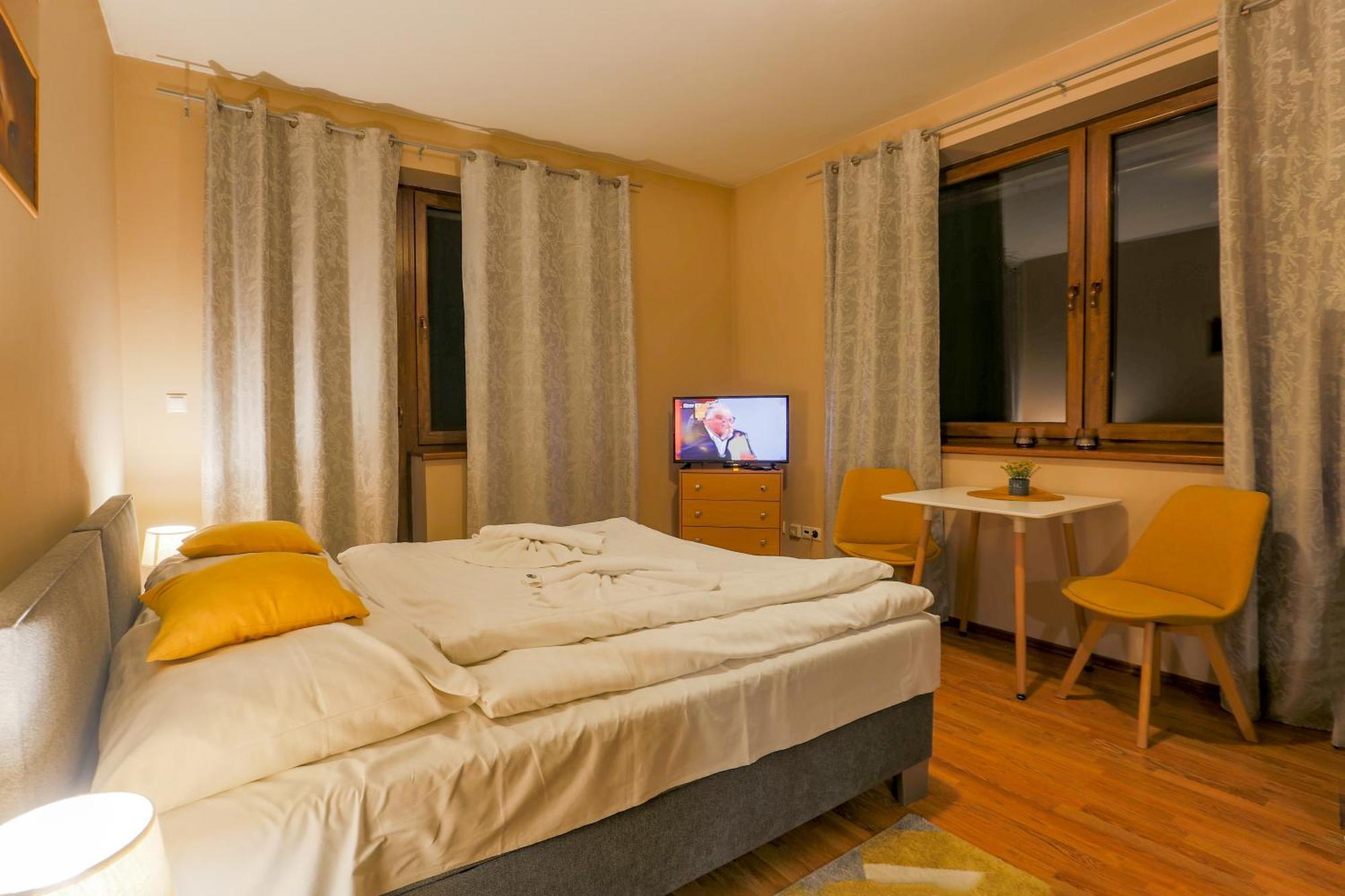 Apartmanovy Dom Fatrapark 1 S Wellness - Hlavna Recepcia รูชอมแบรอค ภายนอก รูปภาพ